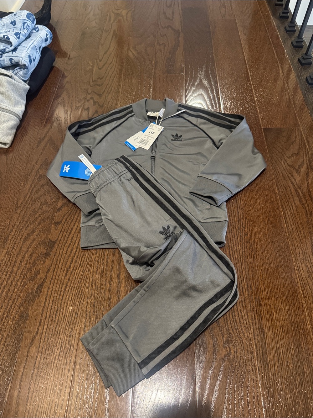 adidas Gray Track Jacket and Pants Set with Black Stripes Msrp $60 2xs (5-6)
